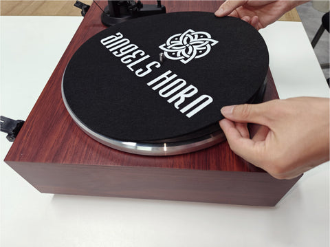 Put the felt mat on the platter