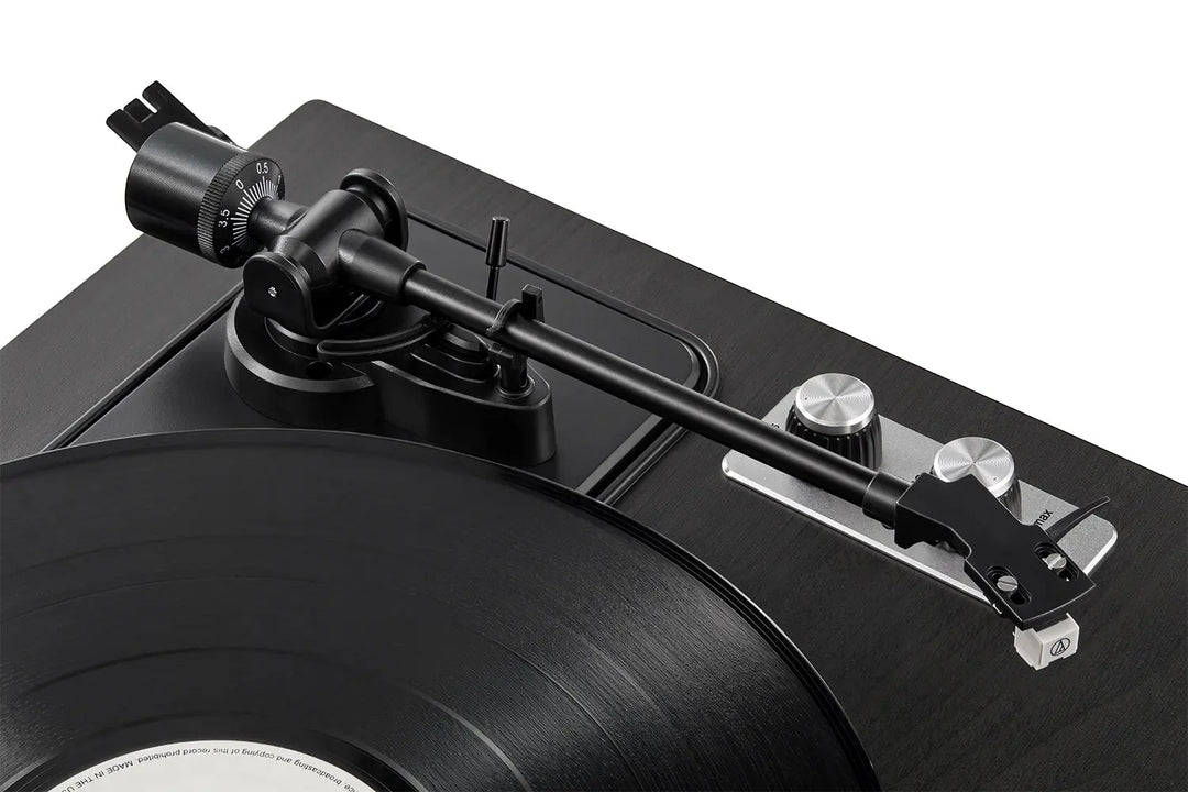AngelsHornAngels Horn H019: High-Quality Vintage Record Player for Audiophiles