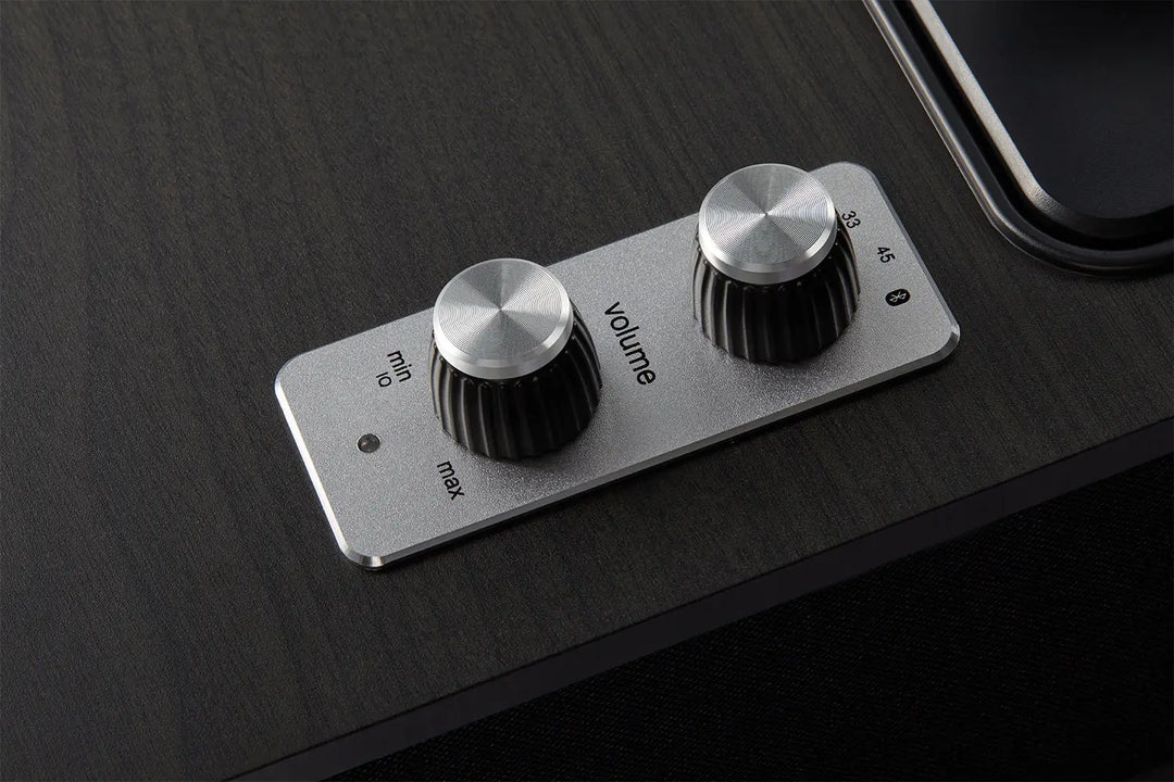 AngelsHornAngels Horn H019: High-Quality Vintage Record Player for Audiophiles